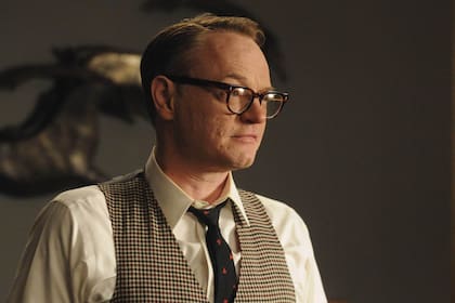 Jared Harris, como Lane Pryce