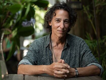 Javier Calamaro guiará su programa en el nueve