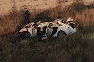 Un ingeniero volcó con su Audi en un canal de Mendoza, murió y robaron sus pertenencias