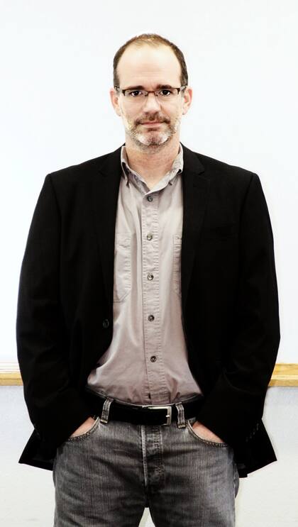 Javier Auyero: "Se habla de que el Estado aparece en zonas marginadas solo como una mano dura, como un Estado encarcelador, o se dice que el Estado está ausente, retraído, que no aparece. En el caso de la Argentina, ninguna de esas cosas son ciertas"