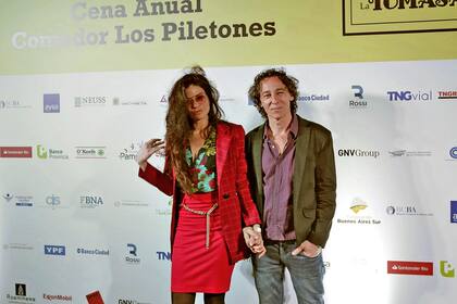 Paola Montes de Oca y Javier Calamaro