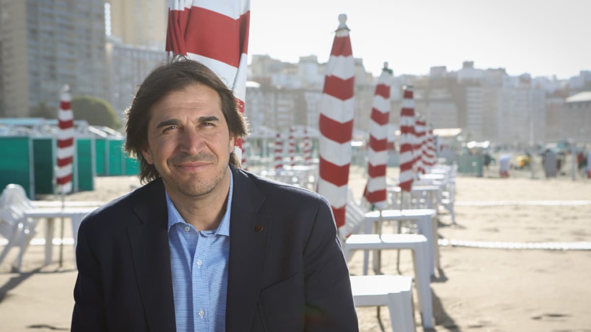 De productor teatral a los negocios del fútbol: Javier Faroni, el socio que gestiona millones de la AFA