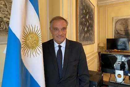 Javier Figueroa embajador argentino en el Reino Unido
