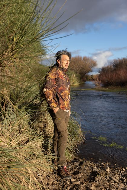 Javier Gómez, de Tierra Ventana, es guía de una excursión de astroturismo y propietario del planetario de Sierra de la Ventana.