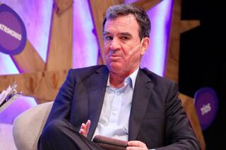 Madanes: "Los jóvenes deben olvidarse de los delincuentes que mancharon al país"