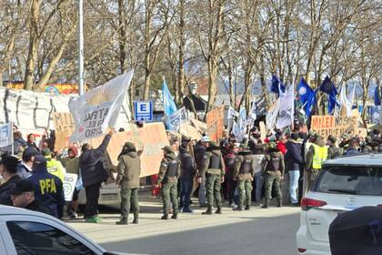 Javier Milei aseguró que los incidentes en Ushuaia fueron un "escrache organizado por gente vinculada al kirchnerismo"