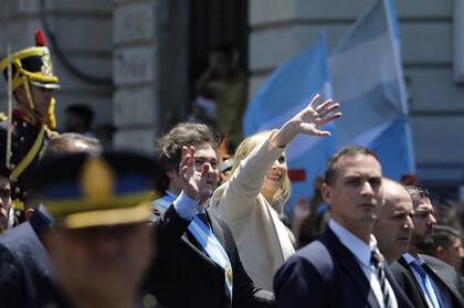 Javier Milei brindó su primer mensaje presidencial afuera del Congreso de La Nación y dio un pronóstico "complicado" tras recibir la gestión de su antecesor Alberto Fernández
