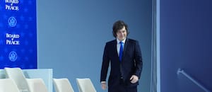 Del fulgor internacional al barro local