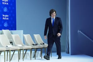 Del fulgor internacional al barro local