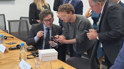 Javier Milei dialoga con Mark Zuckerberg