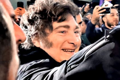 Javier Milei dijo que las retenciones volverán a su anterior nivel a fin de junio