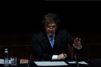 Javier Milei durante el homenaje a Adam Smith en el Palacio Libertad