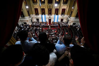 Javier Milei durante la inauguración de la 143ª sesión ordinaria del Congreso en el Congreso Nacional en Buenos Aires el 1 de marzo de 2025. (Foto de Luis ROBAYO / AFP)