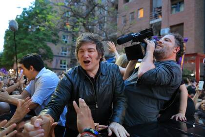 Javier Milei durante una de sus recorridas de campaña
