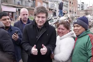 Javier Milei en el barrio de La Matanza donde hizo la foto con sus candidatos bonaerenses