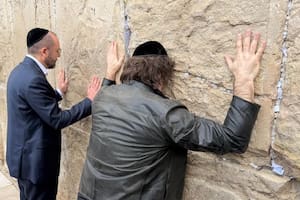 Milei visitó el Muro de los Lamentos