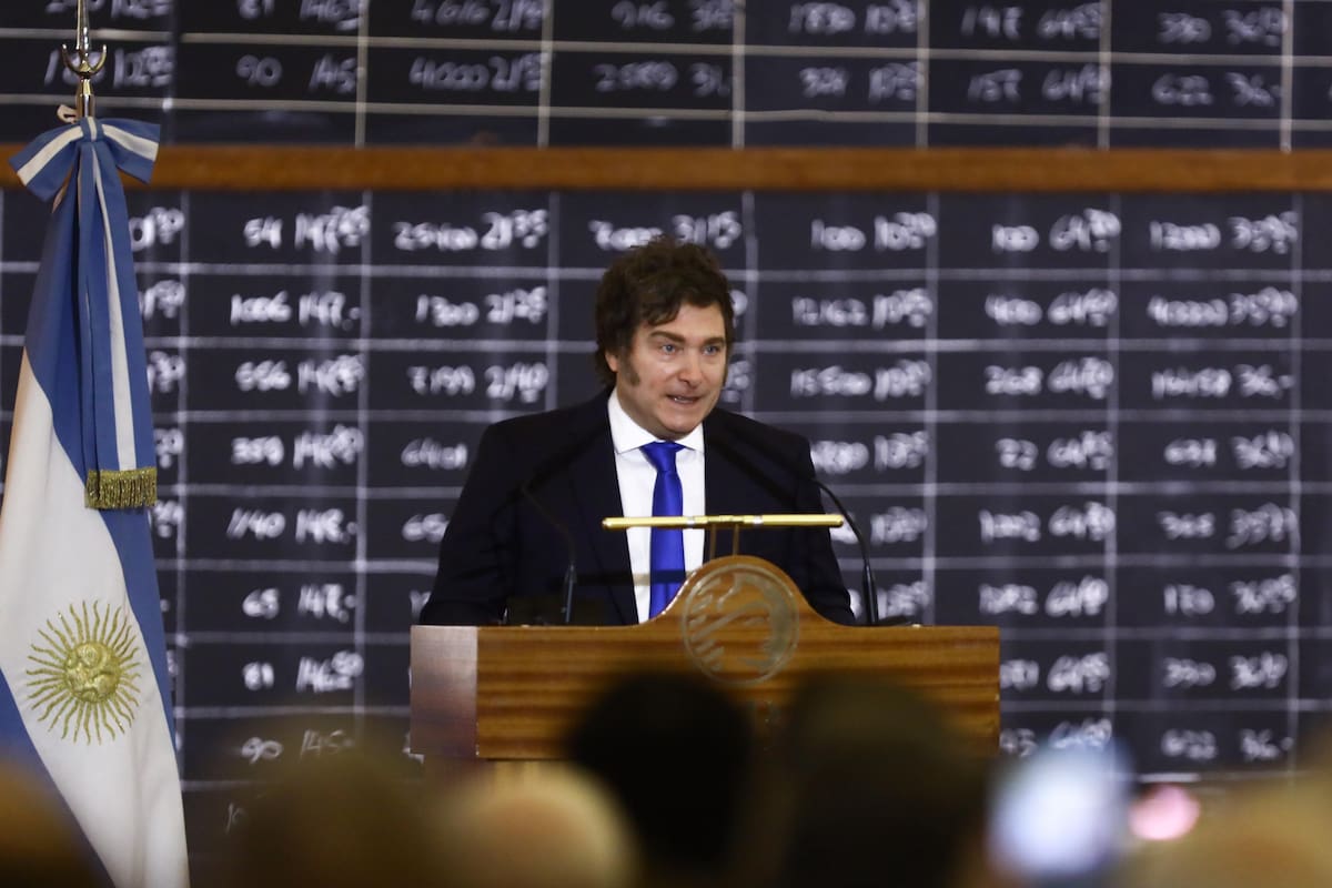 Javier Milei dijo que vetará las leyes aprobadas por el Senado y trató de “traidora” a Villarruel