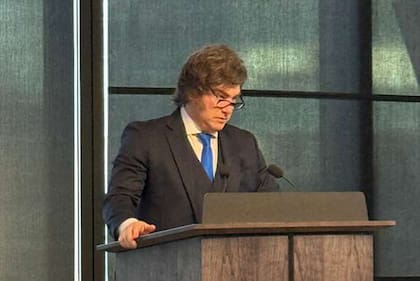 Javier Milei en la inauguración de Argentina Week 2026; "El presidente Milei recibe muchísima admiración aquí, en los Estados Unidos, en el círculo de Trump", remarca Gurri