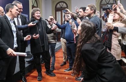 Javier Milei en un diálogo con la prensa