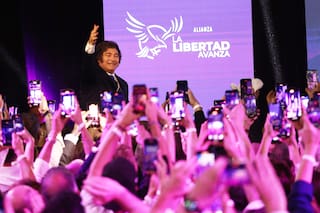 Suben las acciones argentinas en Wall Street tras las elecciones; EE.UU. felicitó a Milei por los resultados