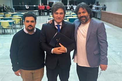 Javier Milei junto a Andrés Mego
