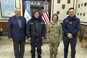 Milei reforzó su sintonía con EE.UU. y se reunió con la jefa del Comando Sur en Tierra del Fuego