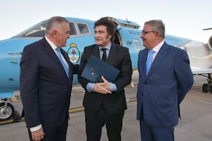 Dos gobernadores peronistas adhirieron al plan a pesar de la caída en el reparto de recursos