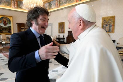 El papa Francisco al recibir a Javier Milei
