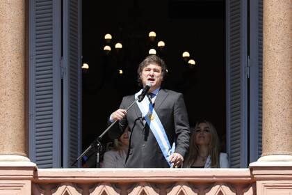 Javier Milei resaltó que “ningún gobierno ha recibido una herencia peor que la que están recibiendo" durante su discurso tras jurar como nuevo presidente