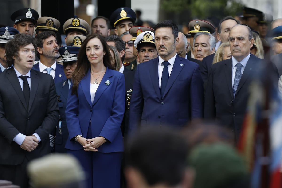 “Conversaciones normales”: el Gobierno relativiza el diálogo con el Reino Unido por Malvinas y afirma que “no es secreto, ni militar”