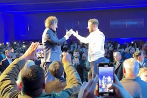 Cuentas vinculadas a Fuerza Patria y la de la Fundación Faro son las que más gastaron en la previa de las elecciones Buenos Aires 2025