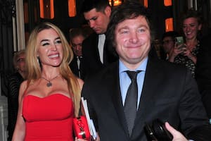 Javier Milei y Fátima Florez en la gala del Teatro Colón de diciembre de 2023