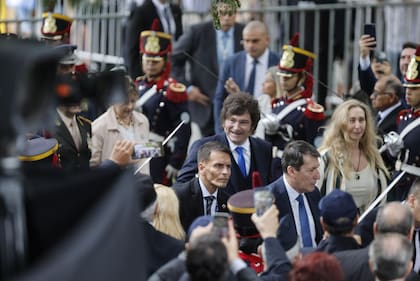 Javier Milei y su hermana, Karina Milei, llegan al acto