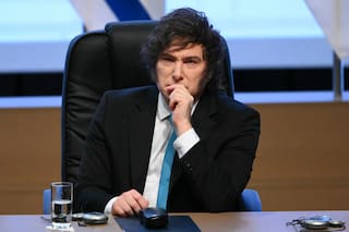 Javier Milei y sus medidas, en vivo: el apoyo a Adorni y las reacciones por los créditos hipotecarios del Banco Nación