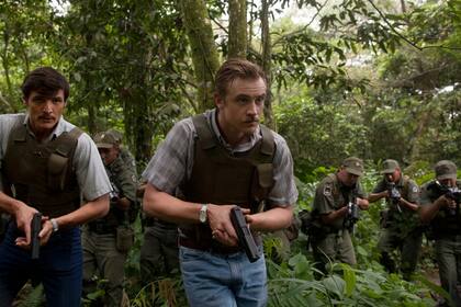 Javier Peña y Steve Murphy, los dos agentes de la DEA que también actuaron como consultores para la serie.