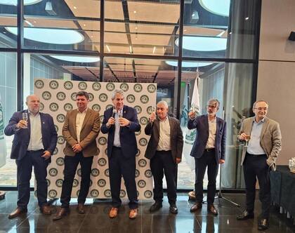 Javier Prida, CAPIA; Juan Pablo Ravazzano, Caena; Jose Martins (Bolsa de Cereales); Carlos Sinesi, Cepa, Santiago Arce; Centro de Corredores y Gustavo Idígoras, Ciara CEC