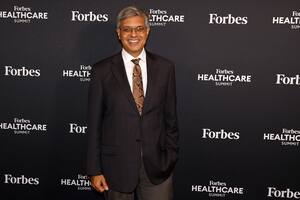 Jay Bhattacharya ; Mundo