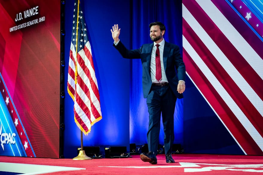 Un ideólogo ambicioso con un ascenso meteórico: la apuesta de Trump para ser vicepresidente y asegurar su legado - LA NACION