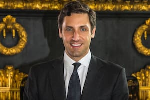 Jean-Christophe Napoleón es descendiente directo de Napoleón Bonaparte y pide por el restablecimiento de la monarquía en Francia