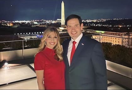 Jeanette Dousdebes y Marco Rubio.