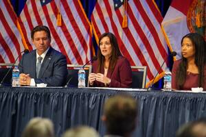 Jeanette M. Nuñez nació en Miami, Florida