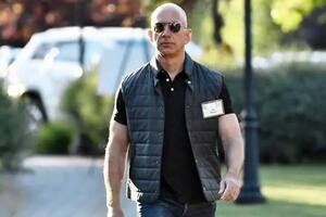 Bezos venderá otro paquete de acciones de Amazon