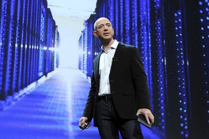 Jeff Bezos, cofundador y CEO de Amazon, durante la presentación de la Kindle Fire y de diversos servicios de almacenamiento en la nube, en 2011