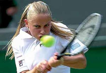 Jelena Dokic alcanzó el número 4 del mundo en 2002 y fue semifinalista de Wimbledon en 2000.