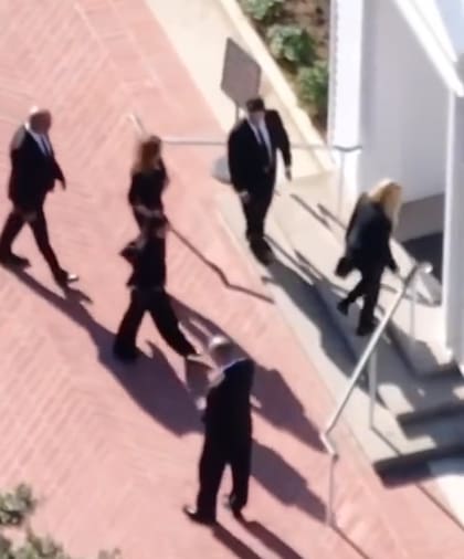 Jennifer Aniston, Courtney Cox, David Schwimmer y Lisa Kudrow llegaron juntos al entierro de Perry