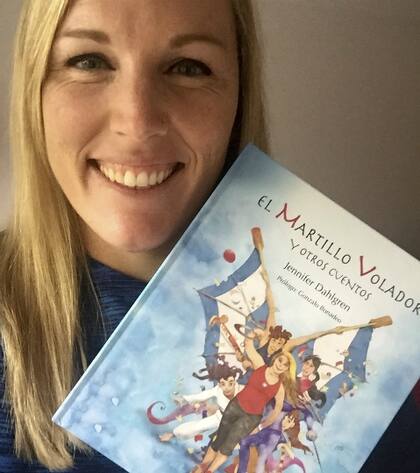 El martillo volador: su libro de cuentos infantiles que nació de su propia historia