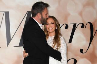 Ben Affleck le pidió matrimonio a Jennifer Lopez en el baño