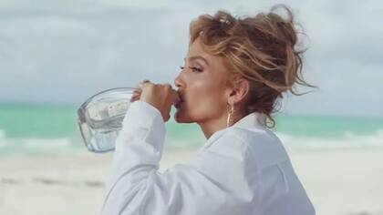 Jennifer Lopez se encuentra atravesando una fuerte crisis matrimonial y canceló la gira de su nuevo álbum: This Is Me... Now