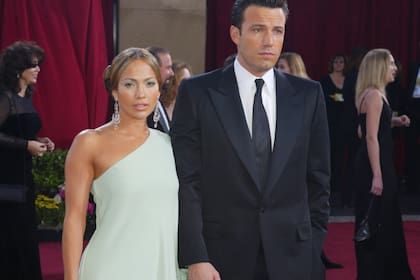 Jennifer Lopez y Ben Affleck, durante su romance hace veinte años