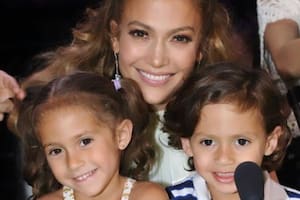 Así está hoy el hijo de Jennifer Lopez y Marc Anthony, que impacta con su parecido físico al cantante